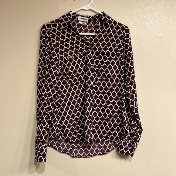 👚 SOLD 👚 Express Womens Portofino Blouse Shirt Slim Fit Maroon Size S Button - Picture 1 of 6